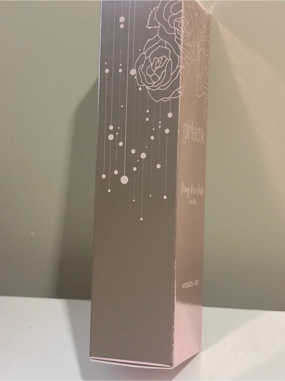 girlactik Dewy Rose Petal Face Mist 3.3 fl oz / 100 mL BNIB